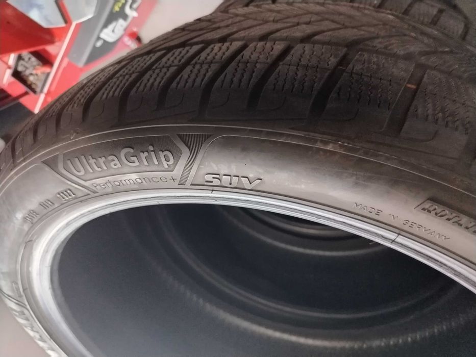 4бр.зимни гуми 275/40/22 Goodyear