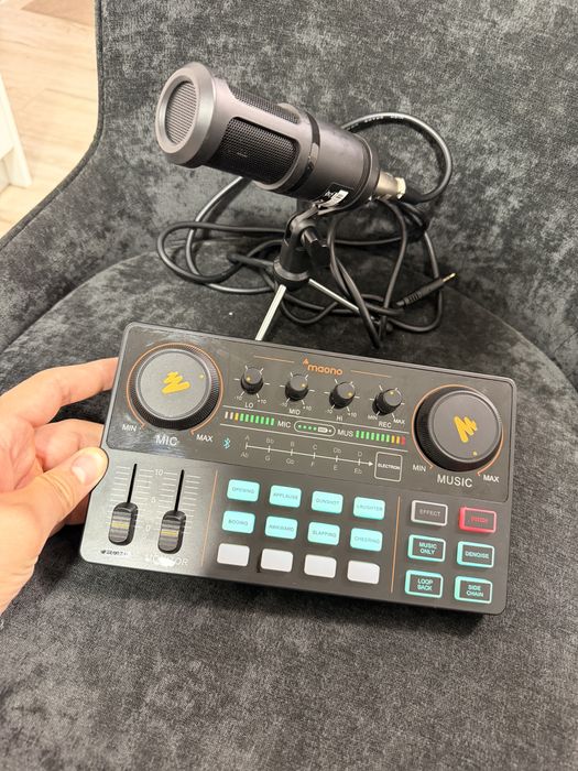 Consola de podcast Maono Maonocaster Lite