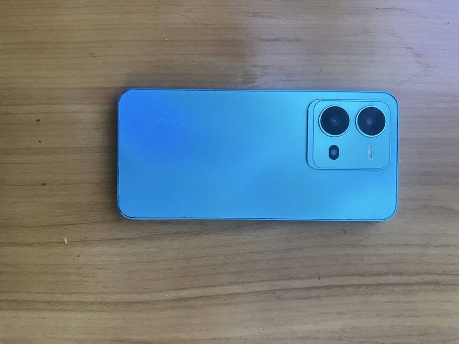 продаю vivo v25. 5G
