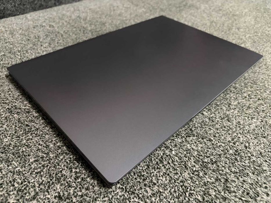 Laptop 16'' / Tunhail UL 160 TY / i5 / 16+1 Tb / 3 Incarcari