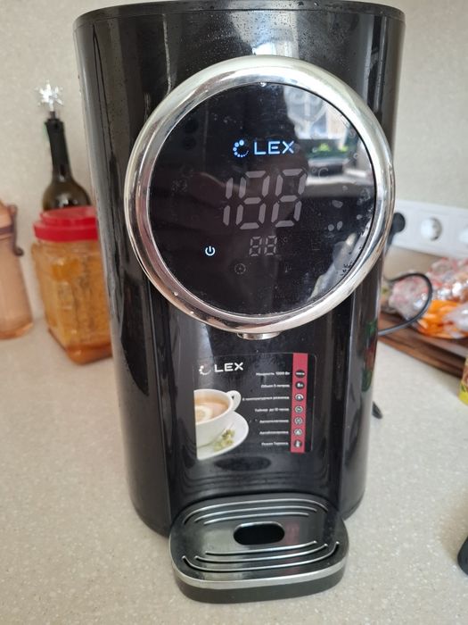 Термопот  бу в идеальном состоянии