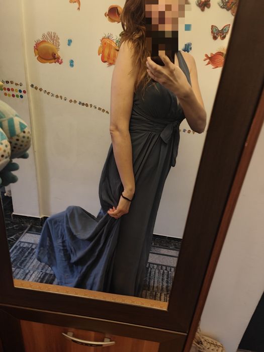 Vand rochie superba ocazie