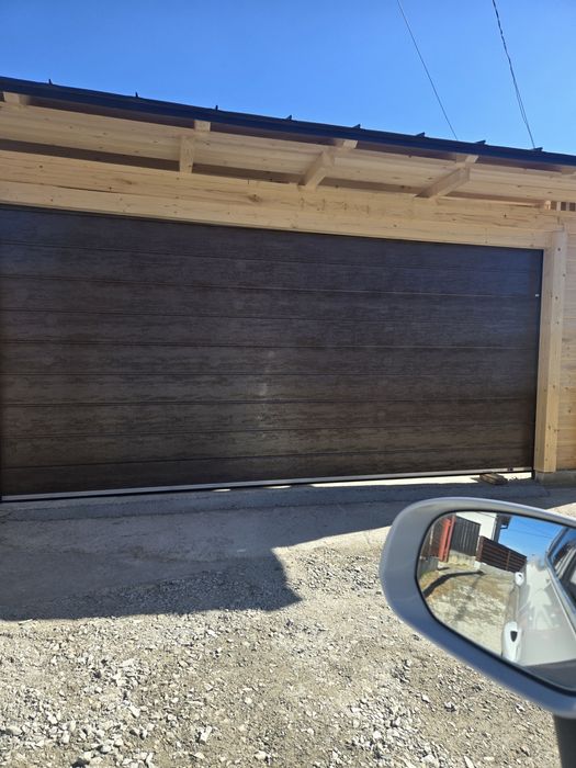 Usi de garaj/ usa tip rulou / usi din aluminiu vopsit în câmp electros