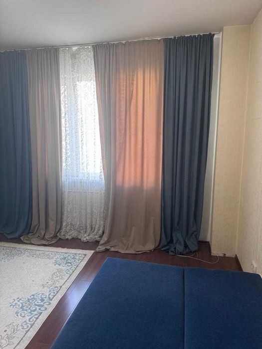 Продам диван, штор и ковер