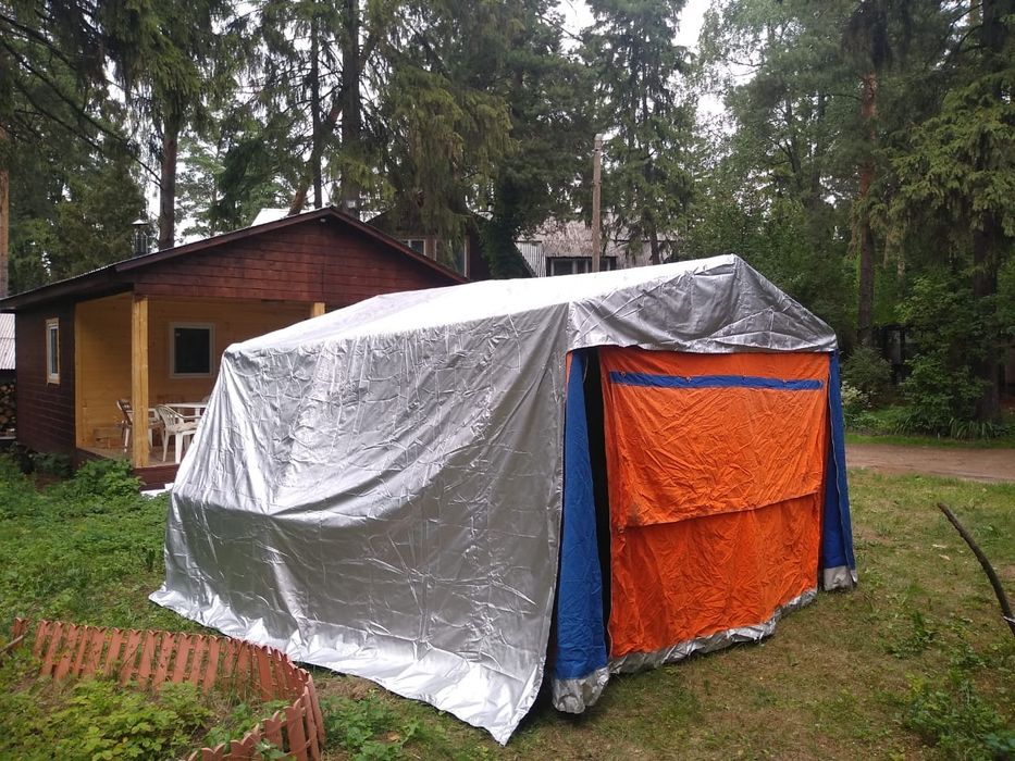 Палатка  дом на колёсах.