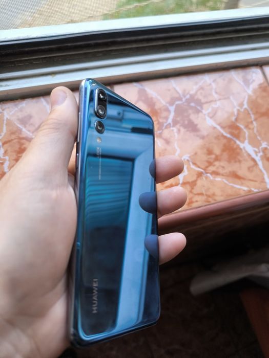 Telefoane pt piese sau reparație !!Sunt 8 bucăți se vând doar toate !
