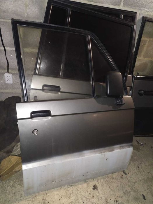 Isuzu Trooper (Исузу Тропер).