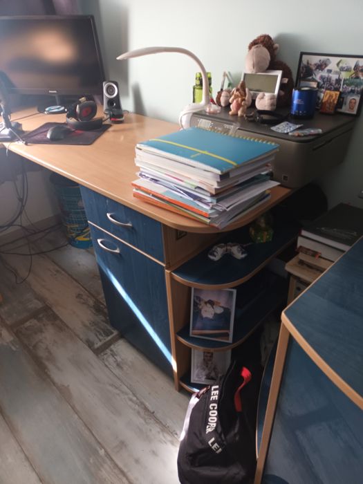 Мебели за юношеска стая