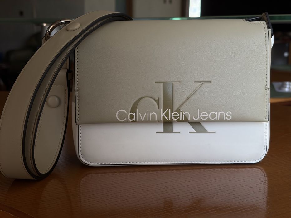 Чанта Calvin Klein Jeans