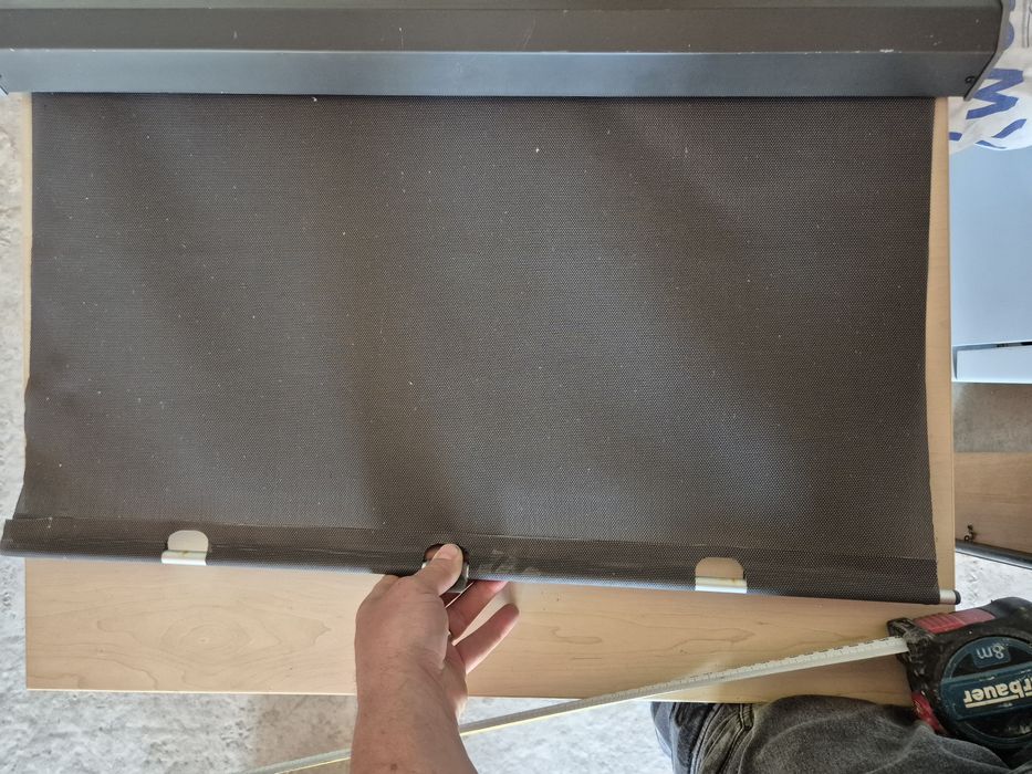 Parasolar interior exterior geam velux