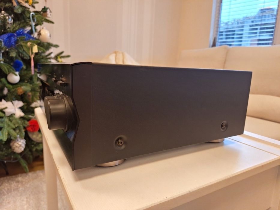 Стерео усилвател Yamaha AX 496