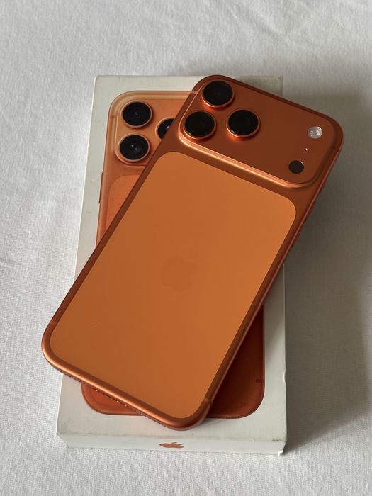 Айфон 17 про мах 256/100