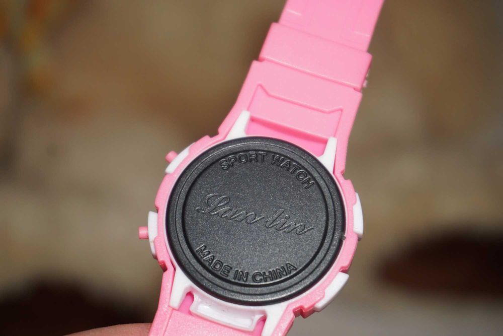 Лот от Плюшени играчки и детски часовник