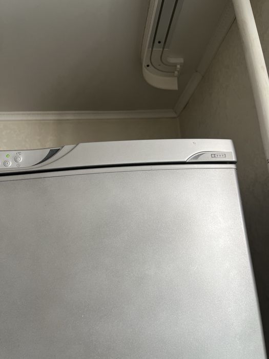 Продам холодильник