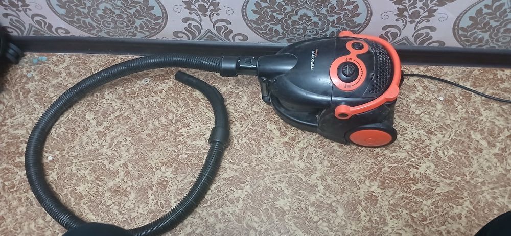 Пылесос maxima 1800w