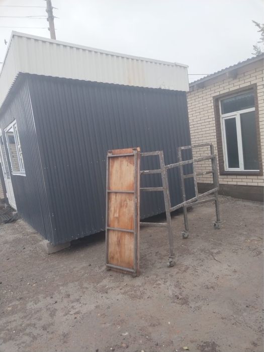 Конткйнер - вагончик