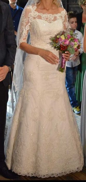 Rochie de mireasa / Voal / Accesorii