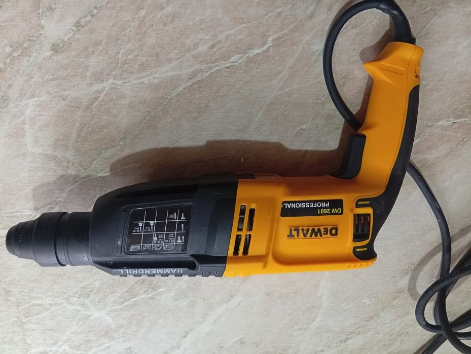 Продается перфоратор.