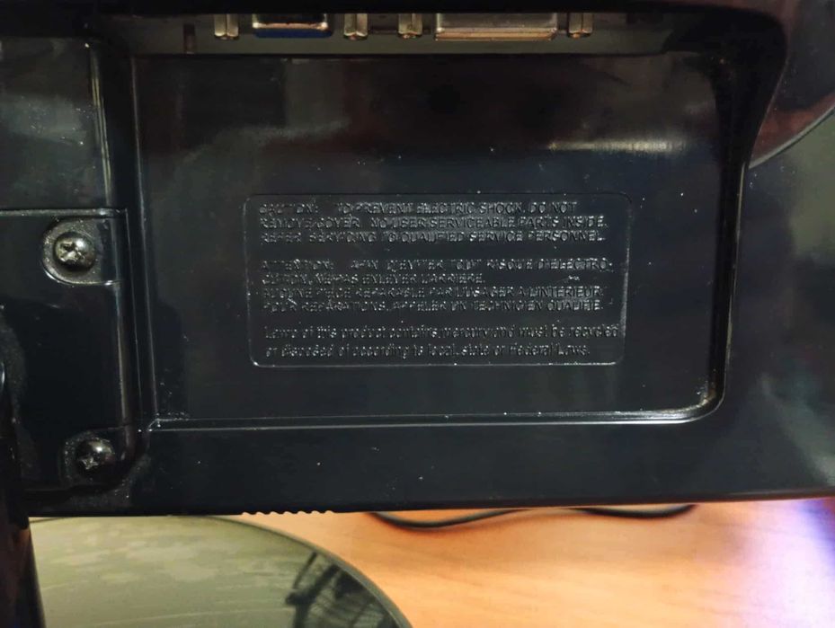 LG Flatron W2271TC 22 inch Монитор