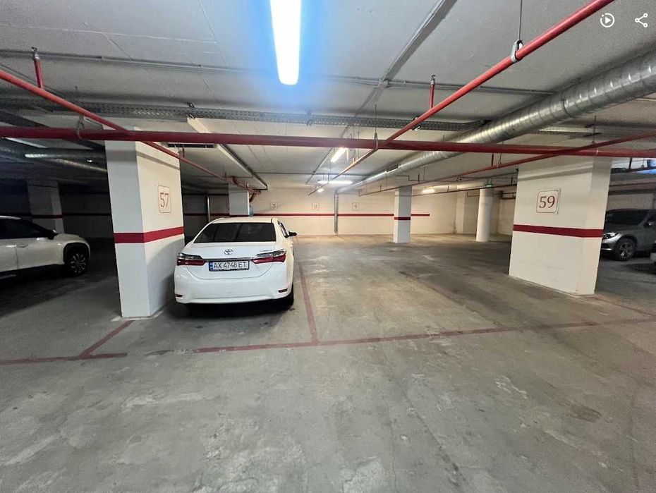 Дава се под наем Гараж / Паркомясто в Варна, Гръцка махала - 13 кв.м за 120 € - Снимка #1