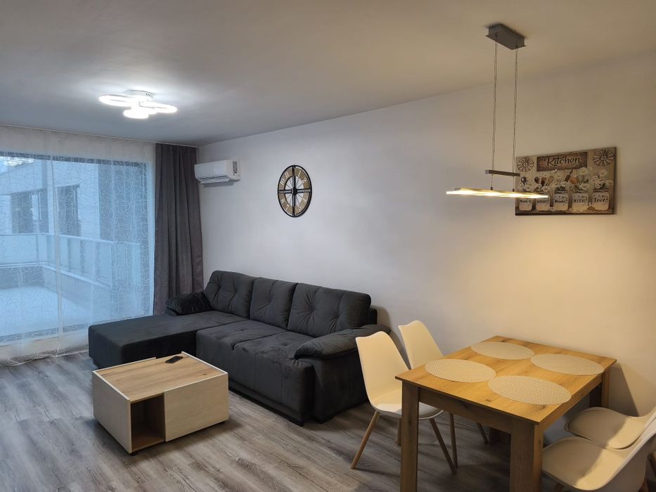 Дава се под наем Двустаен апартамент в Пловдив, Христо Смирненски - 100 кв.м за 548.25 € - Снимка #1