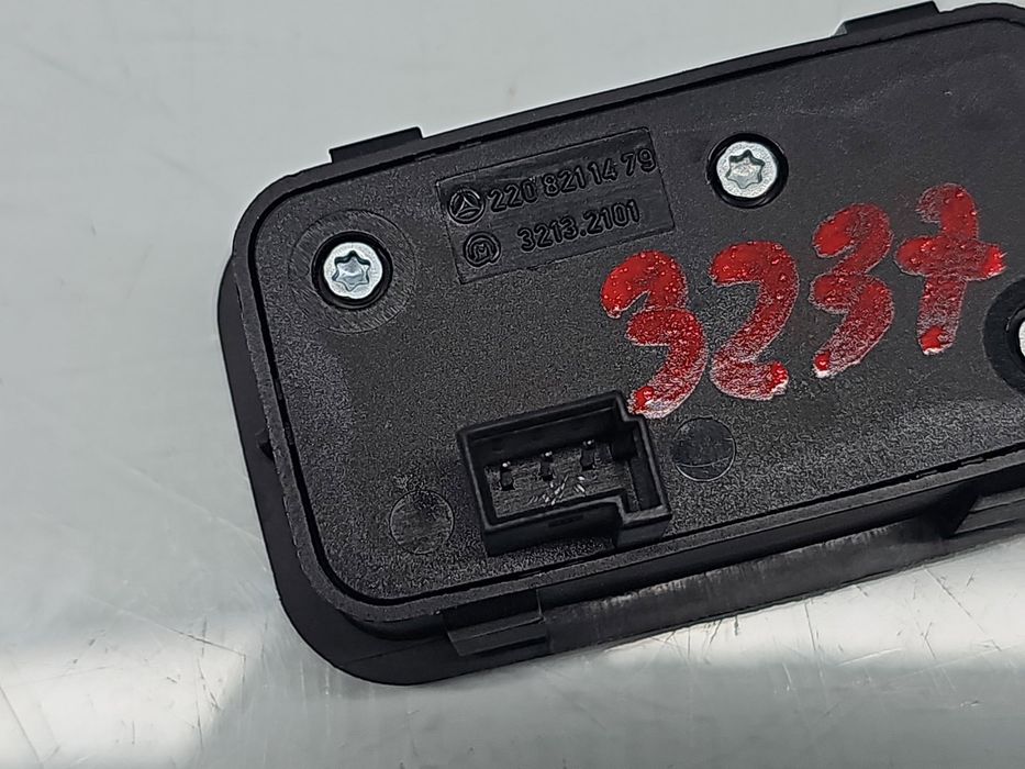 Buton deschidere portbagaj Mercedes Clasa S (W221) [Fabr 2005-2013] 22