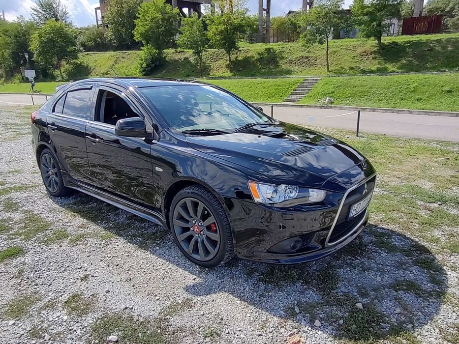 MitsubishiLancerRaliart 2010 2.0T benzina 241 cp  4x4 Automat 74000 km
