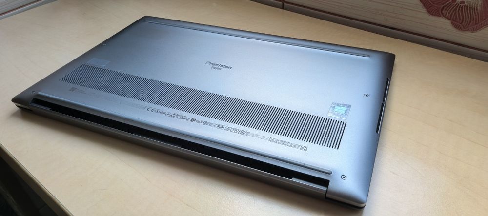 Laptop Dell Precision 5560_i9 vPRO 11950H_32GB DDR4_RTX A2000 // _NOU_