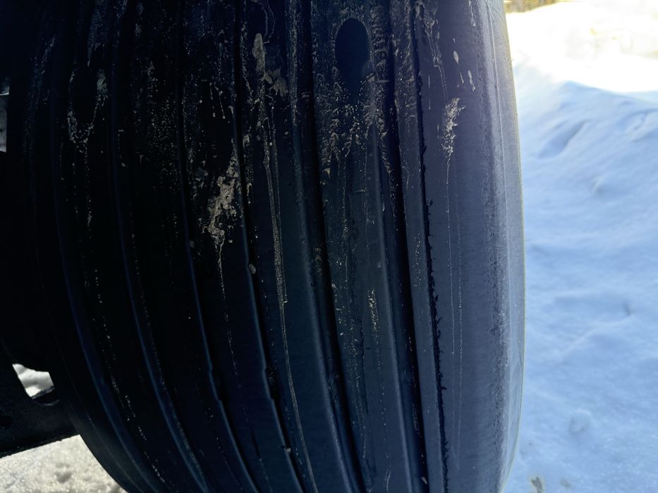 Krone mega 2015,pretabil pt transport anvelope