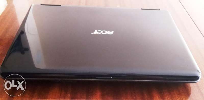 Продавам лаптоп ACER