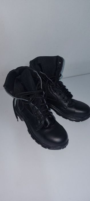 Bocanci militari-servicii de pază