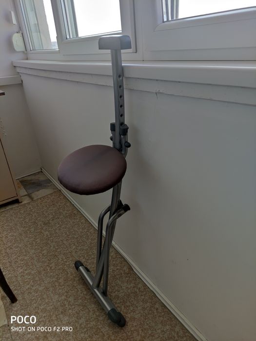 Метален сгъваем стол за гладене