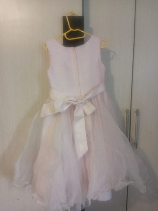 Нарядные платья для девочек дёшево!