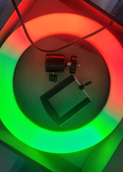 Кольцевая лампа маленькая