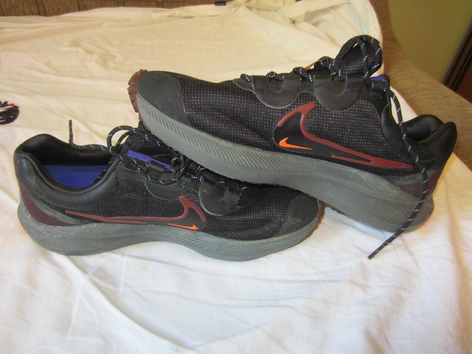 Nike AirZoom Winflo8, masura 44,5 (US-10.5 UK-9 CM-28.5) stare f. buna