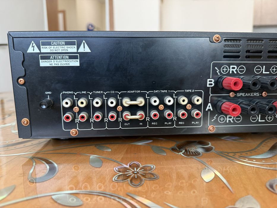 Pioneer A-445 Като нов