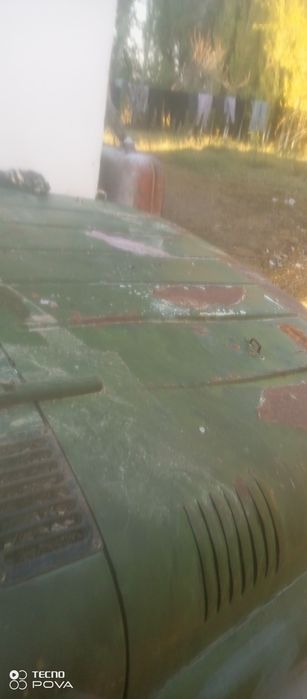 Uazik sotiladi srochni