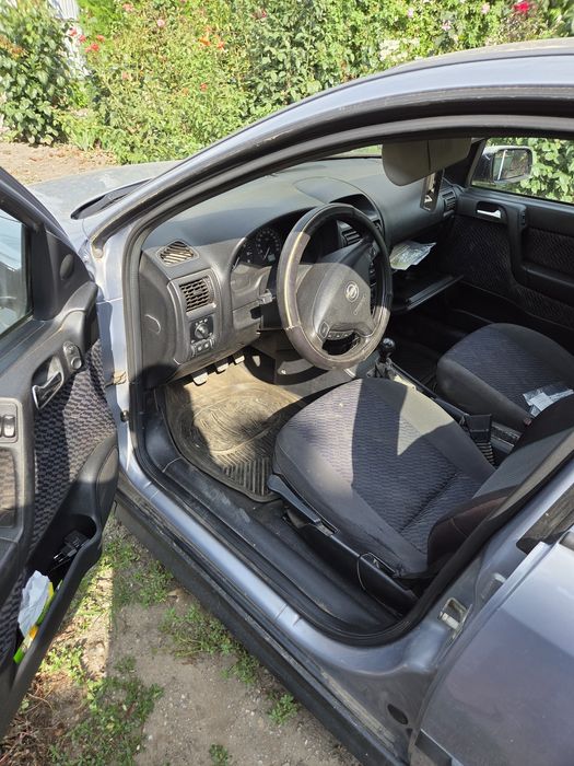 Vand Opel Astra G, 2002 pentru dezmembrari