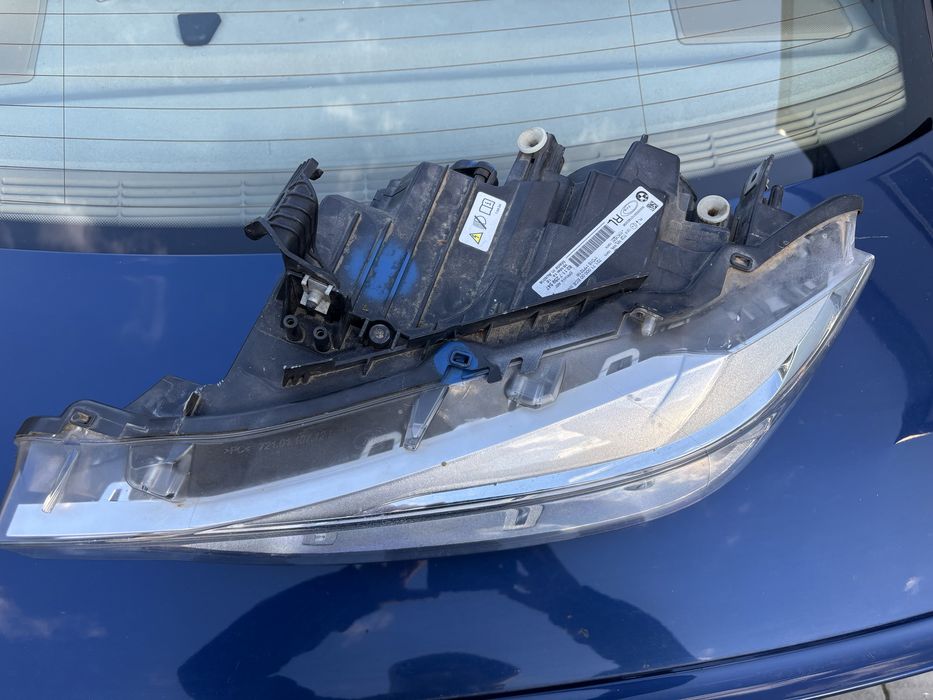 Far faruri stanga dreapta xenon complete Bmw 320d 330d F30 F31