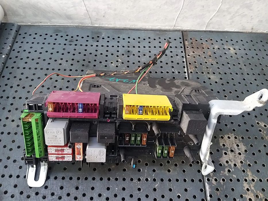 Panou sigurante sam mercedes e class w212 5dk00962057 2129000004 2125452832 2129022702