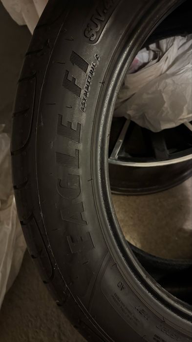 Good Year Eagal F1 285/45/20