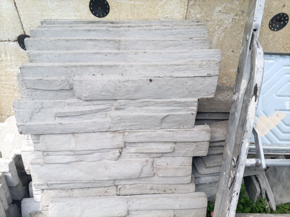 Piatră decorativă gri