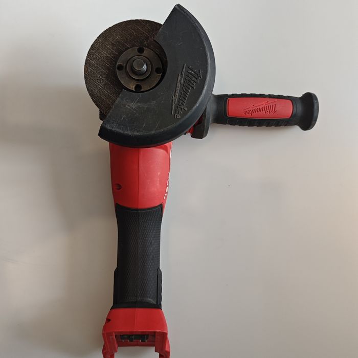 Milwaukee 18v ъглошлайф на батерия