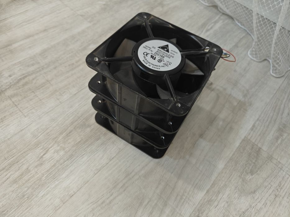 DELTA AFC1512DG вентилятор 150 мм