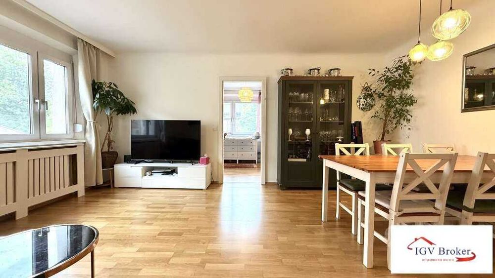 Продава се Тристаен апартамент в София, Люлин 9 - 85 кв.м за 3989 €/кв.м - Снимка #7