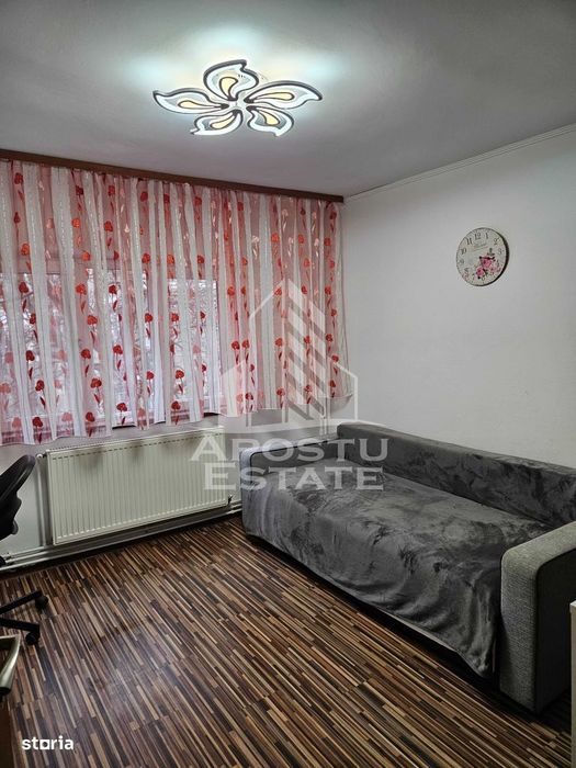 Apartament cu 3 camere,2 bai,semidecomadat,centrala proprie, Girocului