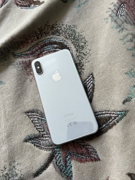 Айфон Xs 64gb продам или обмен предлагайте