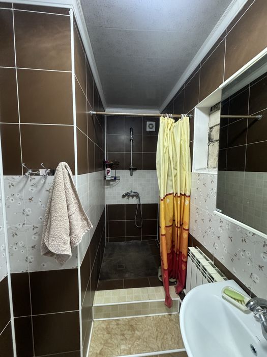 Продам дом и комерческое помещение