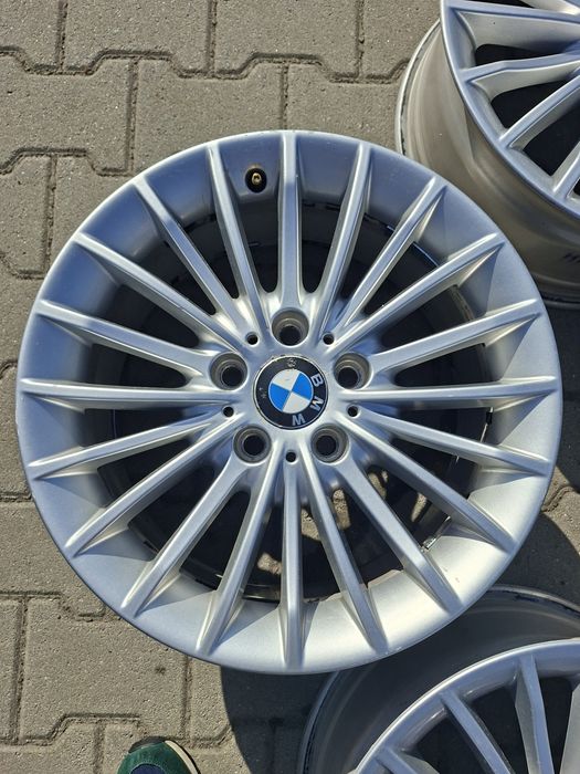 Jante BMW R 17  .