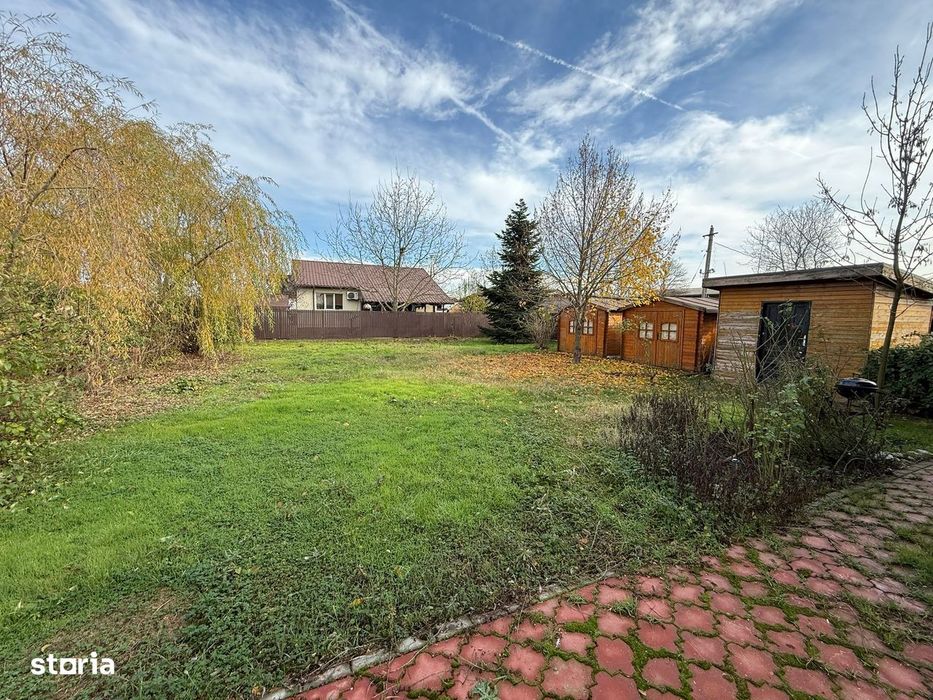Casa de locuit sau de vacanta in Cornetu.